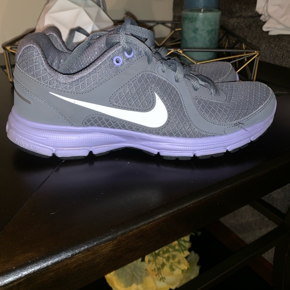 Nike Shoes - Gray and purple Nike’s gently used